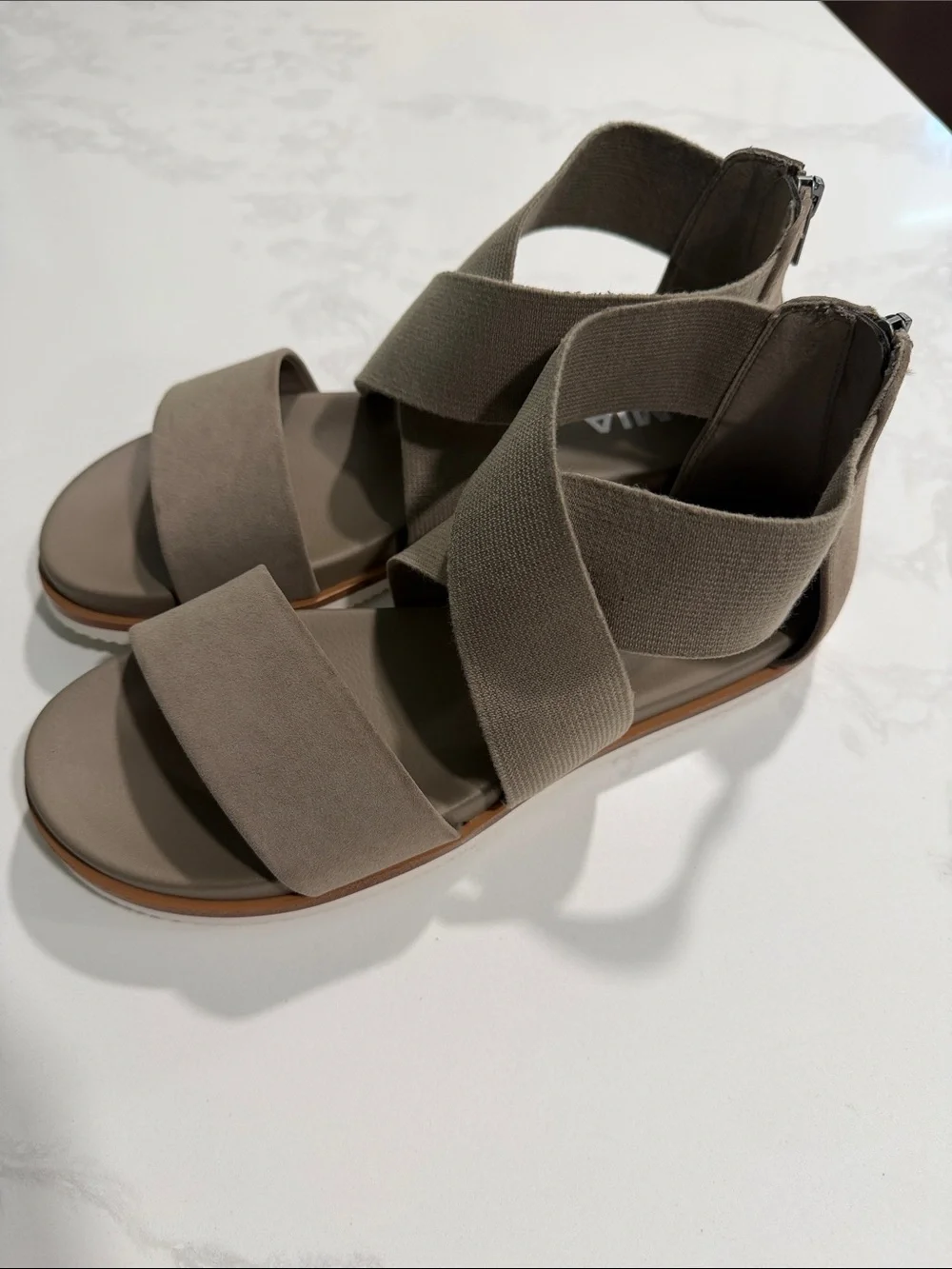Mia Shoes Taupe Crisscross Strap Platform Sandals - Picture 4 of 7